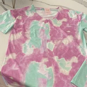 Boutique Ladies top size L NWT